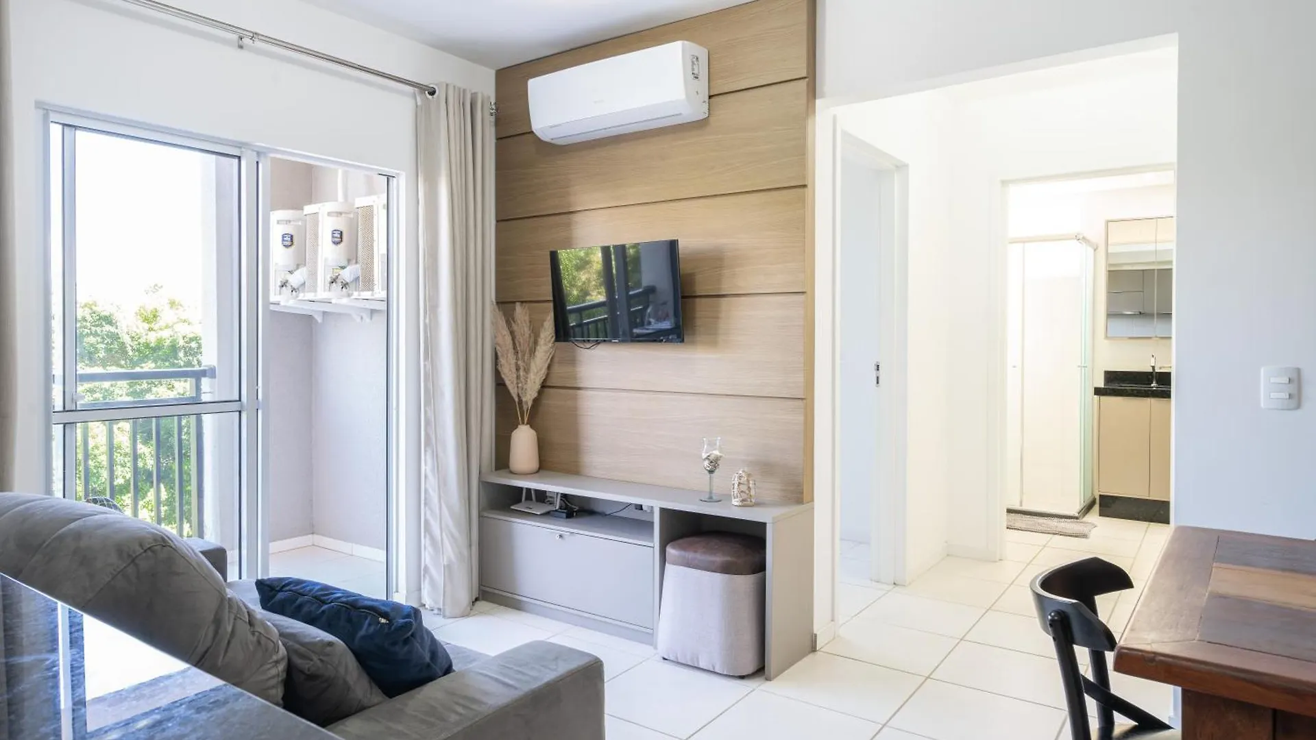 Apartamentos A150 M Da Praia Com Sacada, Wi-Fi, Piscina, Portaria 24H, Playground E Vaga De Garagem Piçarras 0*,  Brasil