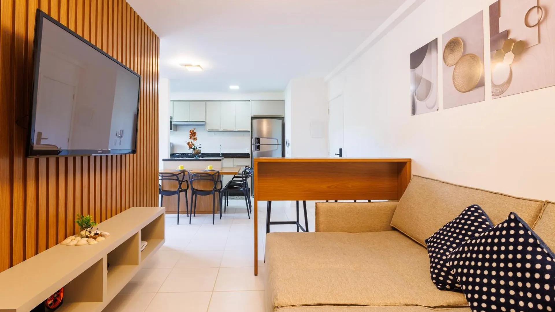 Apartamentos A150 M Da Praia Com Sacada, Wi-Fi, Piscina, Portaria 24H, Playground E Vaga De Garagem Piçarras Brasil