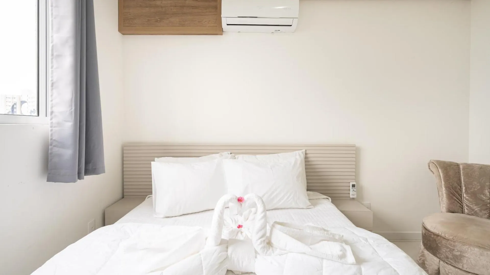 Apartamentos A150 M Da Praia Com Sacada, Wi-Fi, Piscina, Portaria 24H, Playground E Vaga De Garagem Piçarras 0*,