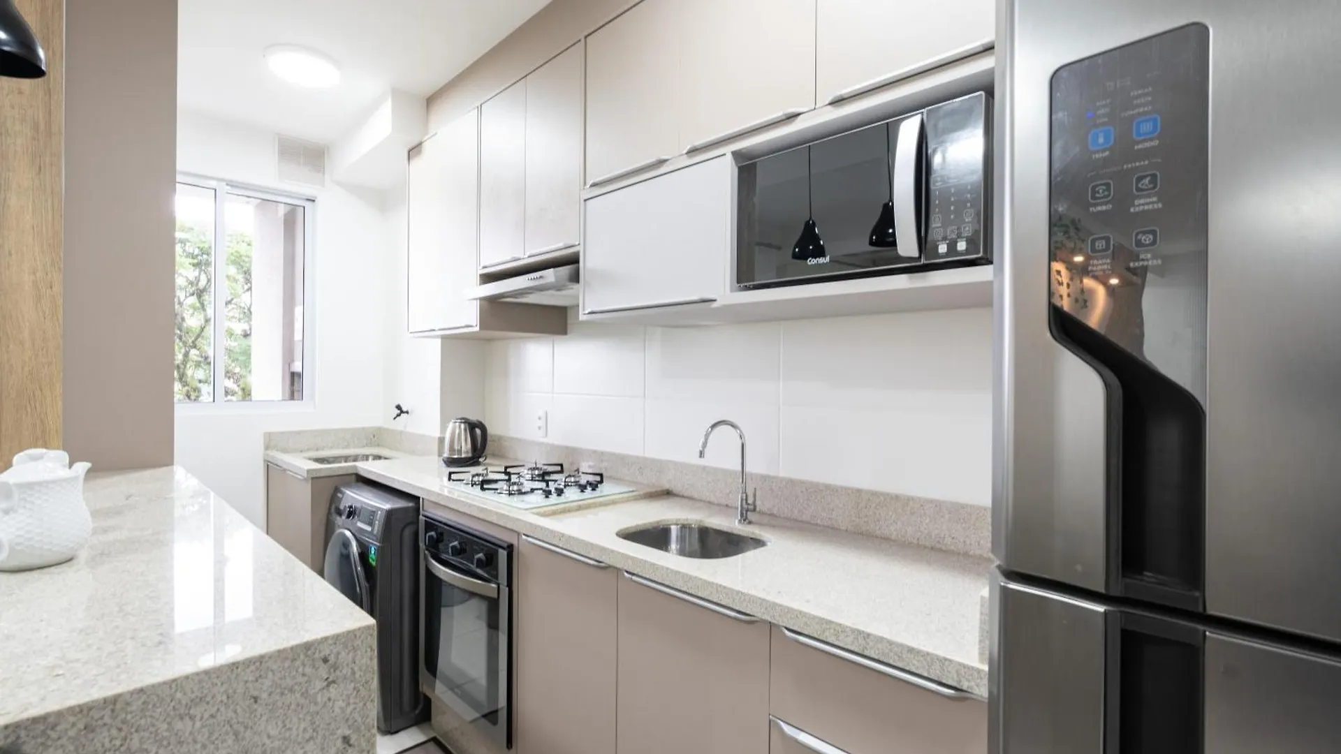 Apartamentos A150 M Da Praia Com Sacada, Wi-Fi, Piscina, Portaria 24H, Playground E Vaga De Garagem Piçarras 0*,