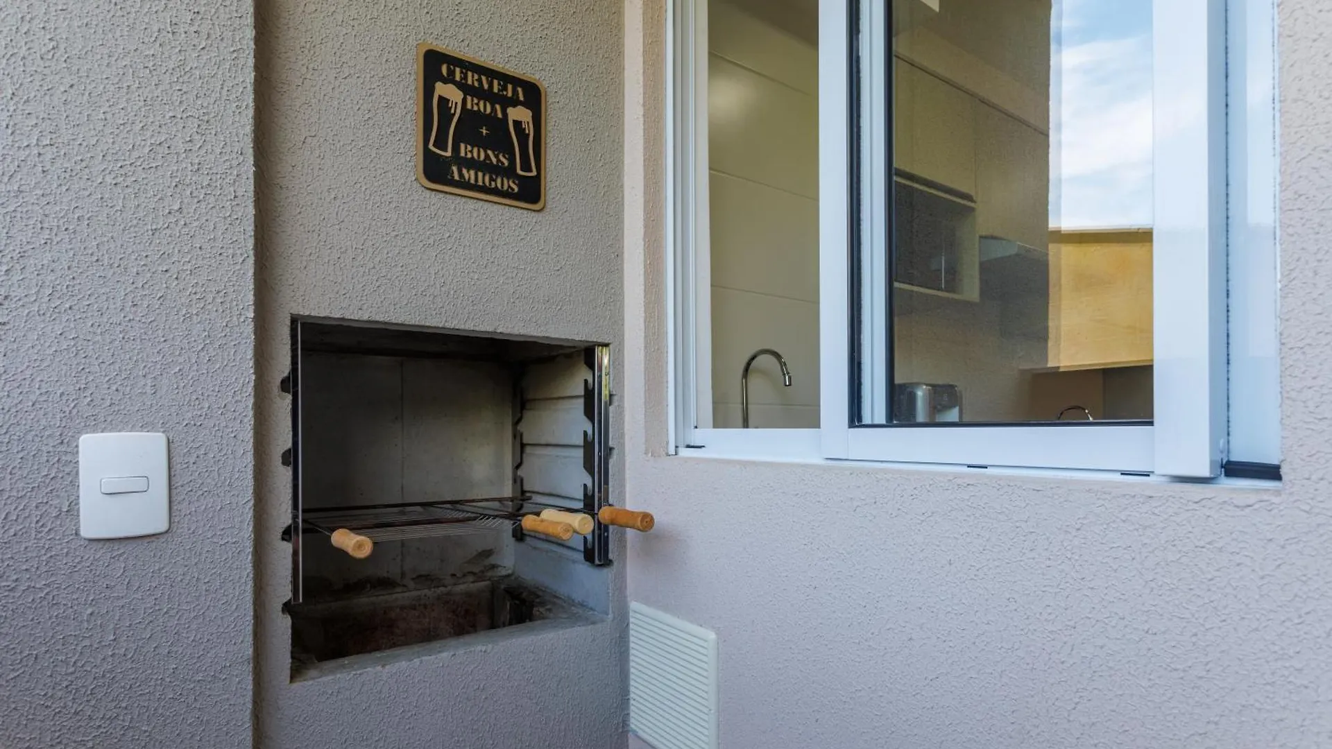 Apartamentos A150 M Da Praia Com Sacada, Wi-Fi, Piscina, Portaria 24H, Playground E Vaga De Garagem Piçarras 公寓